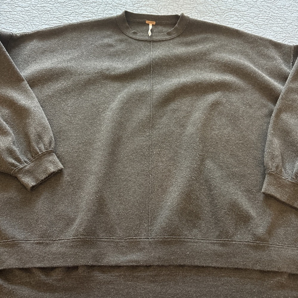 Free People Women's Small Uptown Pullover Sweatshirt Gray Oversized‎
